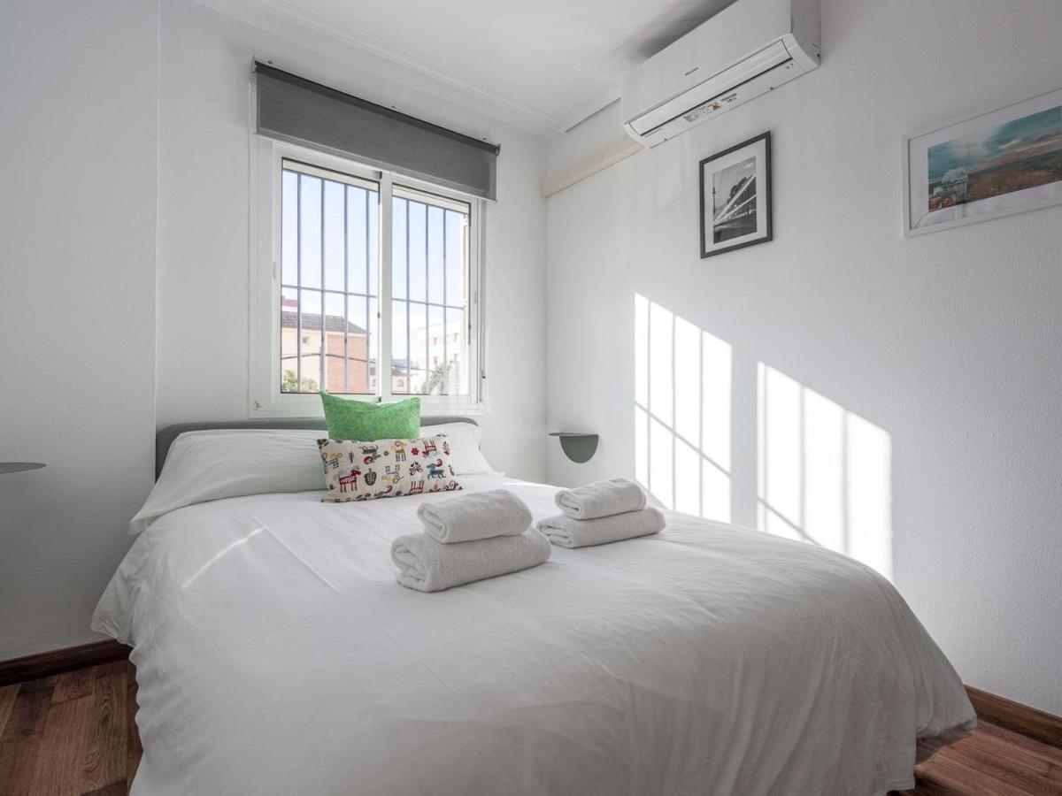 Elegante Apt Luminoso Y Tranquilo De 2 Hab Sevilla Wifi-Ful Parking Inc المظهر الخارجي الصورة