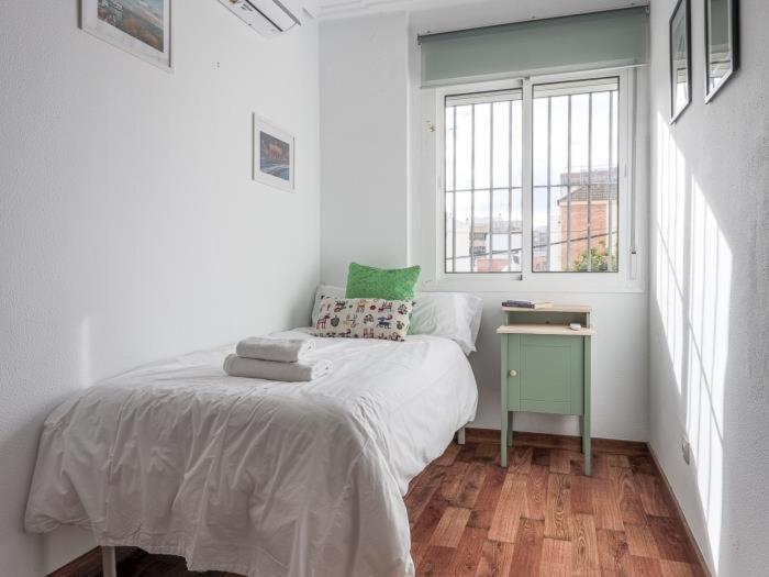 Elegante Apt Luminoso Y Tranquilo De 2 Hab Sevilla Wifi-Ful Parking Inc المظهر الخارجي الصورة